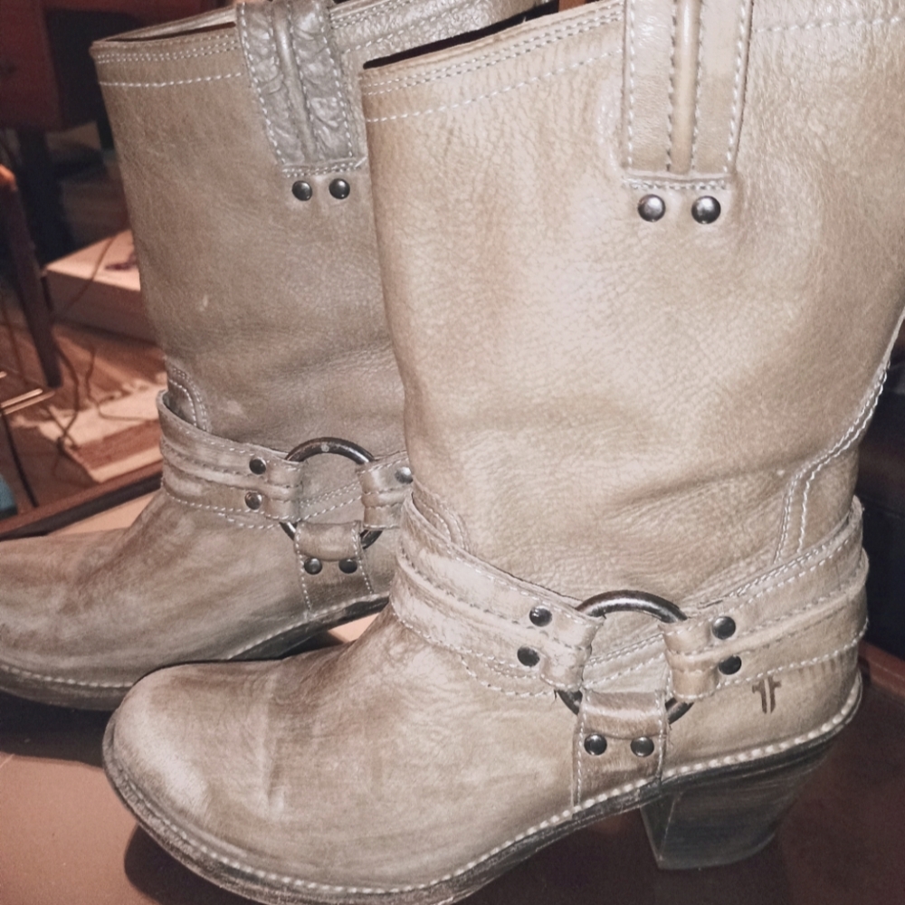 Frye Brand Boots ,  Leather, "Carmen" Grayish , Tan, Boots!